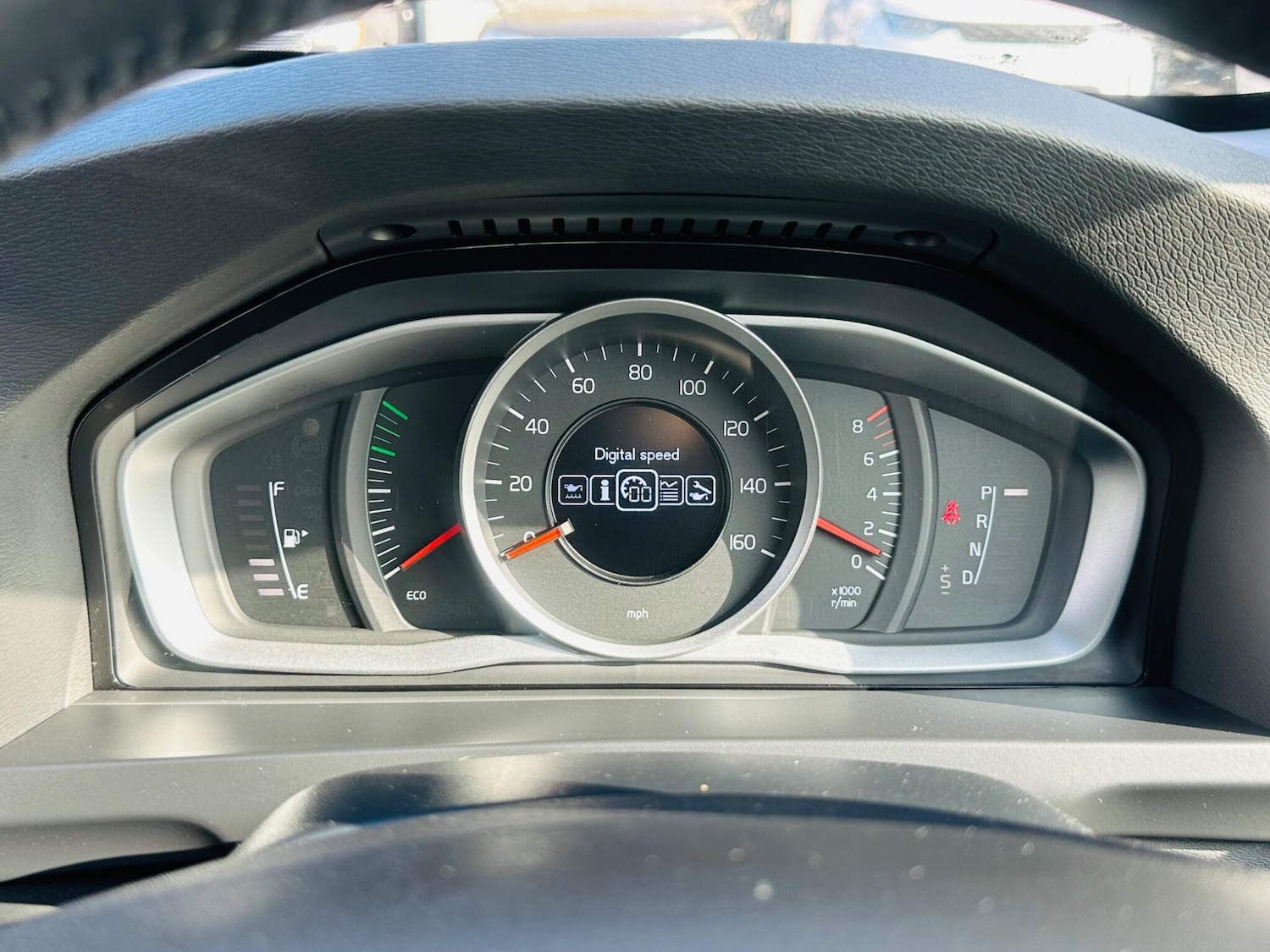 Used Volvo S60 2018 for sale - 77017189: Photo 28