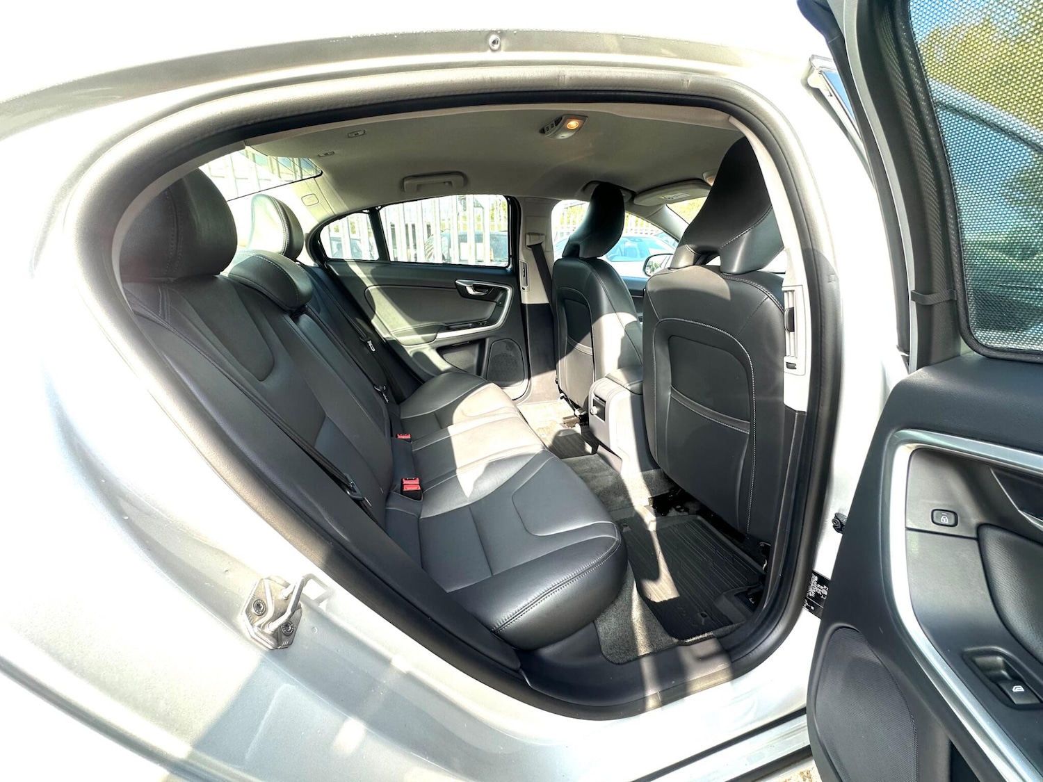 Used Volvo S60 2018 for sale - 77017189: Photo 54