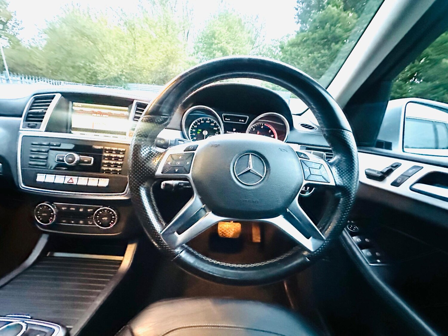 Used Mercedes-Benz GL Class 2015 for sale - 75867146: Photo 31