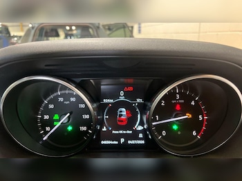Used Land Rover Discovery 2019 for sale - 78612929: Photo