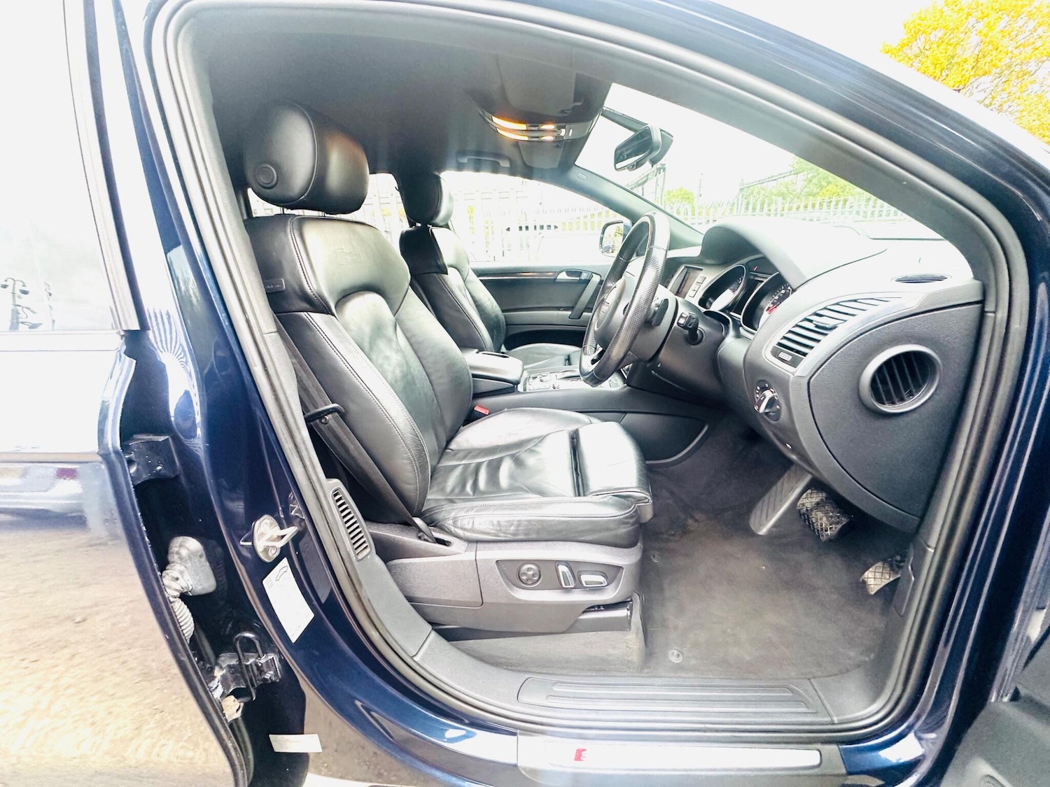 Used Audi Q7 2014 for sale - 75927803: Photo 17