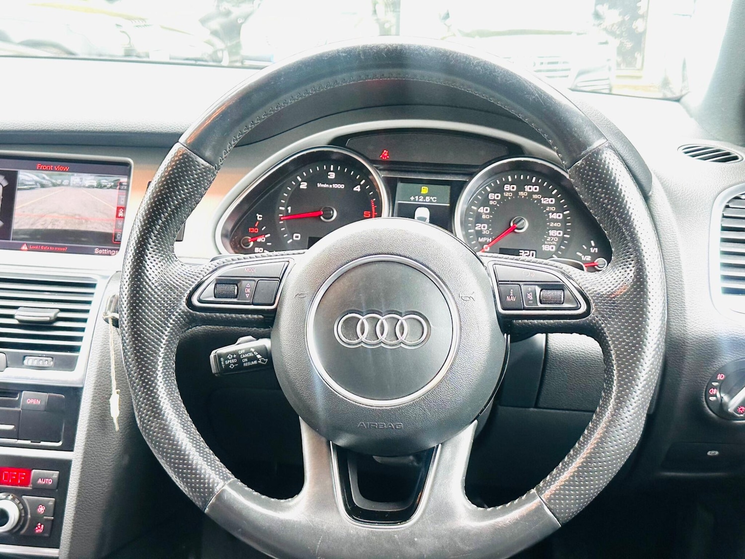 Used Audi Q7 2014 for sale - 75927803: Photo 28