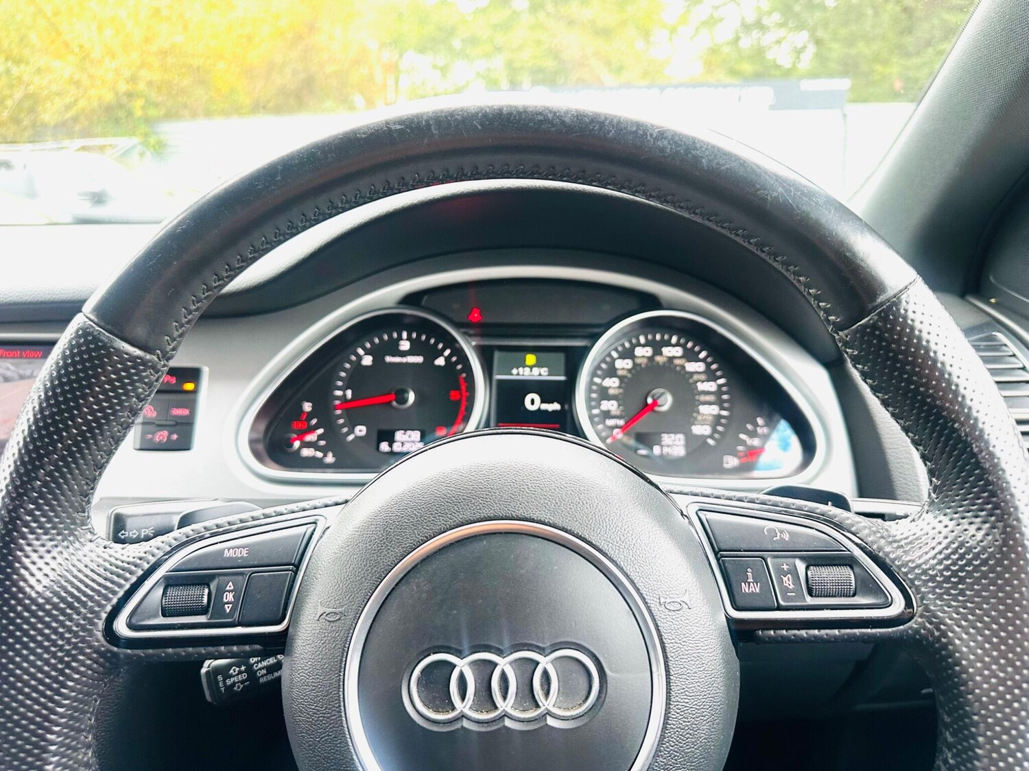 Used Audi Q7 2014 for sale - 75927803: Photo 29