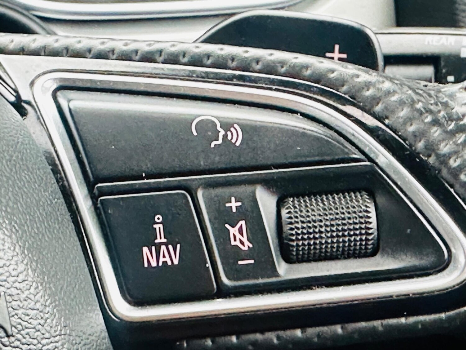 Used Audi Q7 2014 for sale - 75927803: Photo 31