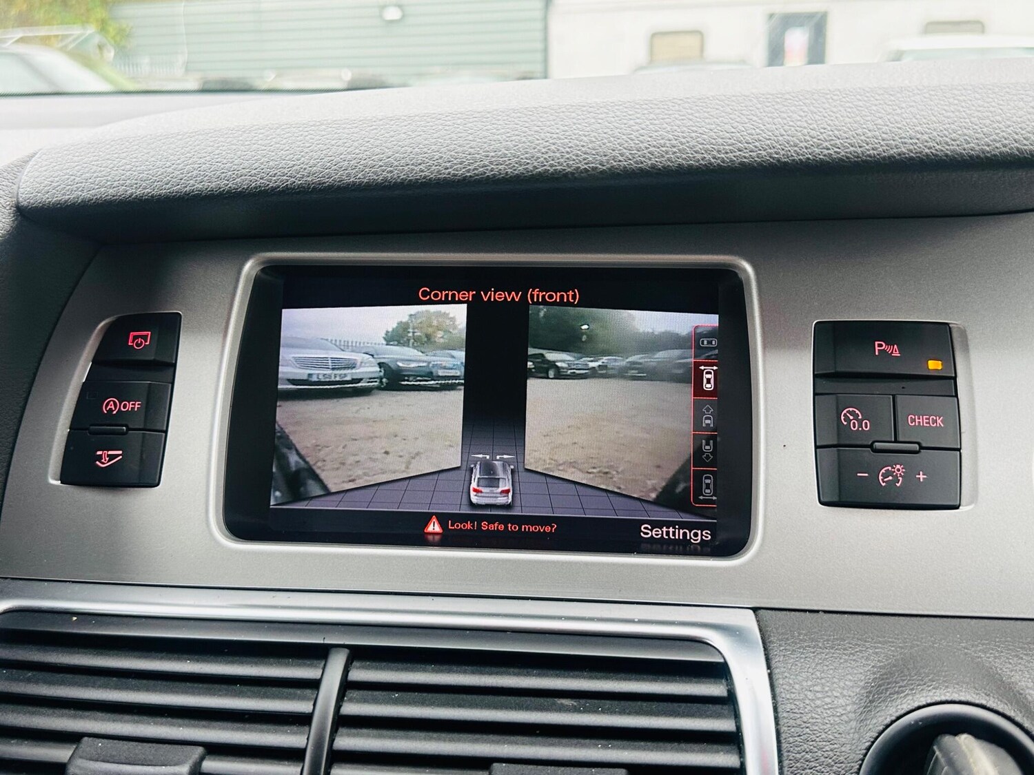 Used Audi Q7 2014 for sale - 75927803: Photo 63