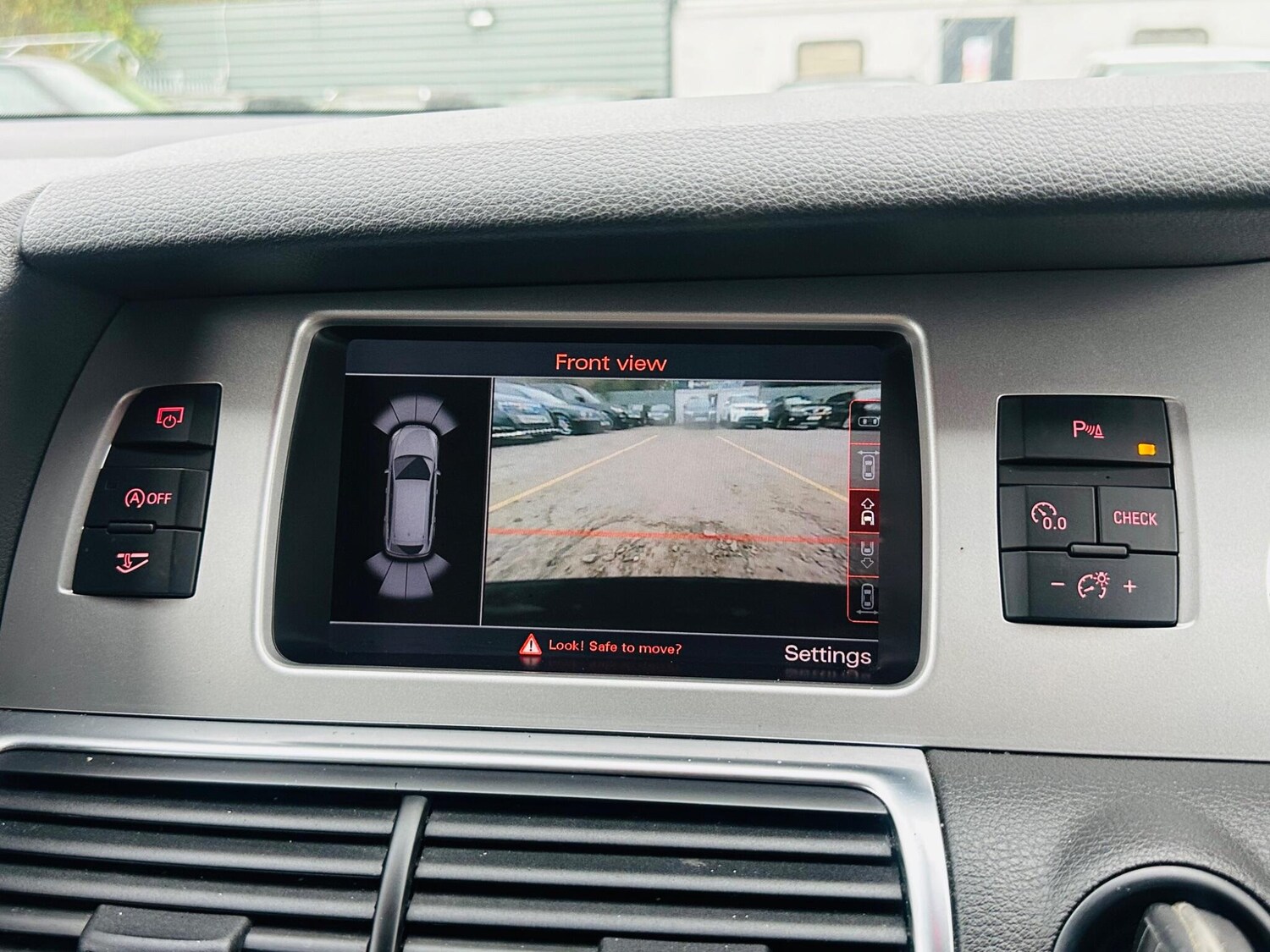 Used Audi Q7 2014 for sale - 75927803: Photo 65