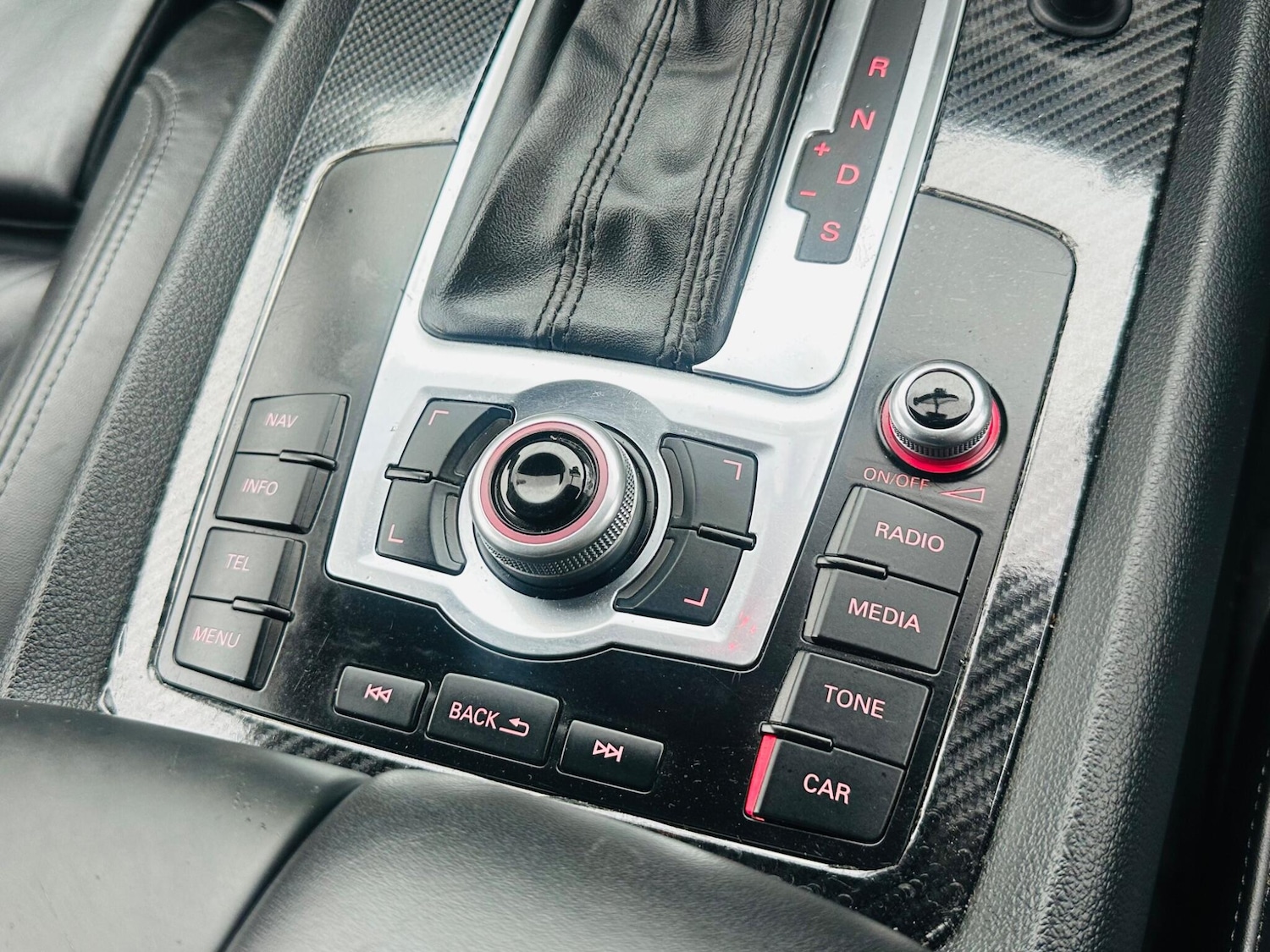 Used Audi Q7 2014 for sale - 75927803: Photo 69