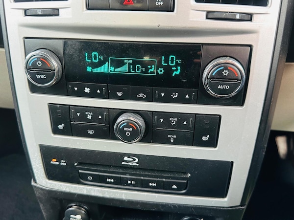 Used Chrysler Grand Voyager 2014 for sale - 75089651: Photo 45