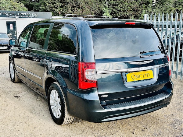 Used Chrysler Grand Voyager 2014 for sale - 75089651: Photo 8