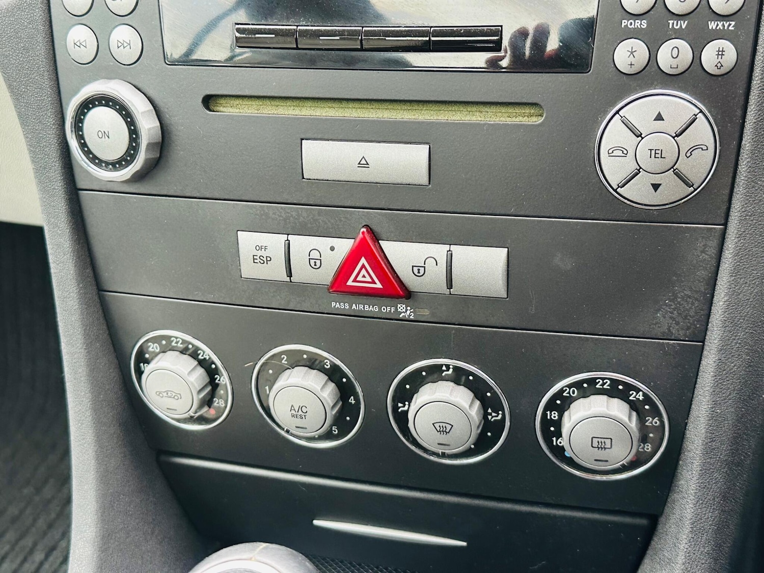 Used Mercedes-Benz SLK 2005 for sale - 75200272: Photo 36