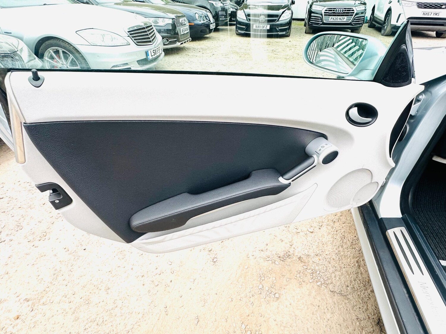 Used Mercedes-Benz SLK 2005 for sale - 75200272: Photo 42