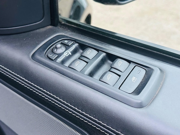 Used Land Rover Range Rover Sport 2012 for sale - 74374950: Photo 23