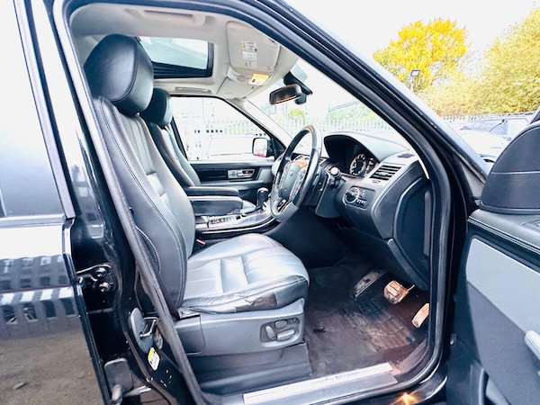 Used Land Rover Range Rover Sport 2012 for sale - 74374950: Photo 2