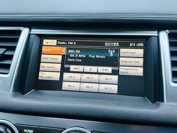 Used Land Rover Range Rover Sport 2012 for sale - 74374950: Photo 37