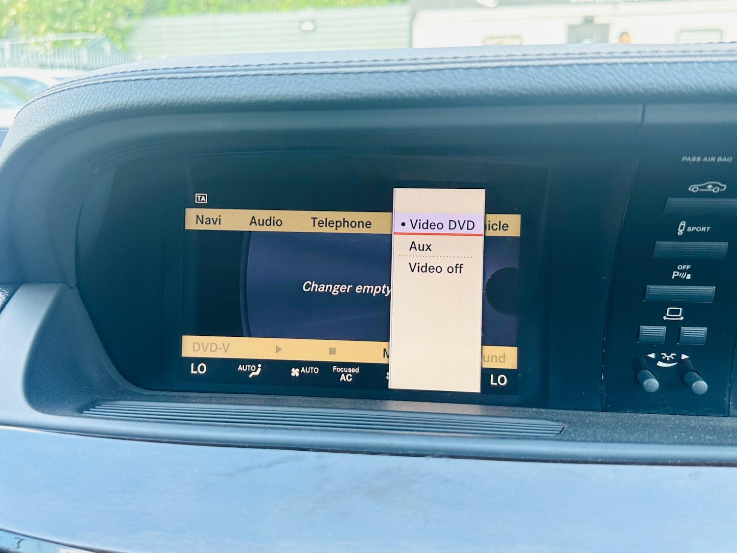 Used Mercedes-Benz S Class 2011 for sale - 76238680: Photo 41