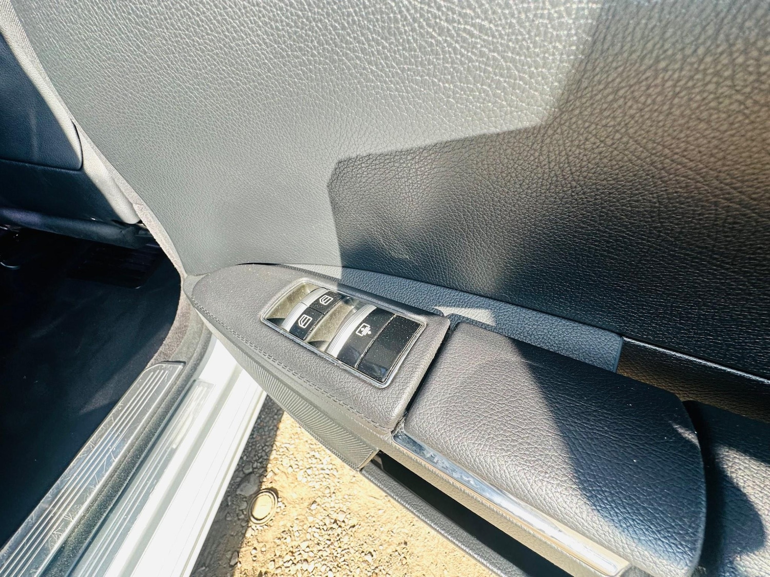 Used Mercedes-Benz S Class 2011 for sale - 76238680: Photo 65