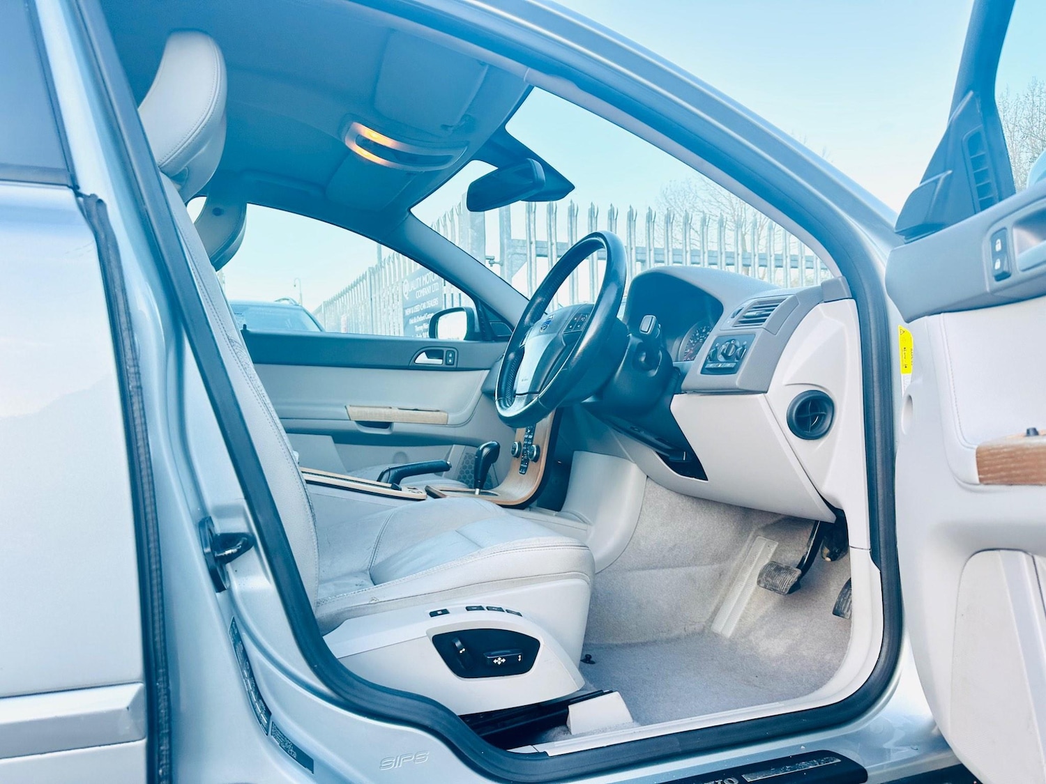 Used Volvo S40 2007 for sale - 76422833: Photo 2