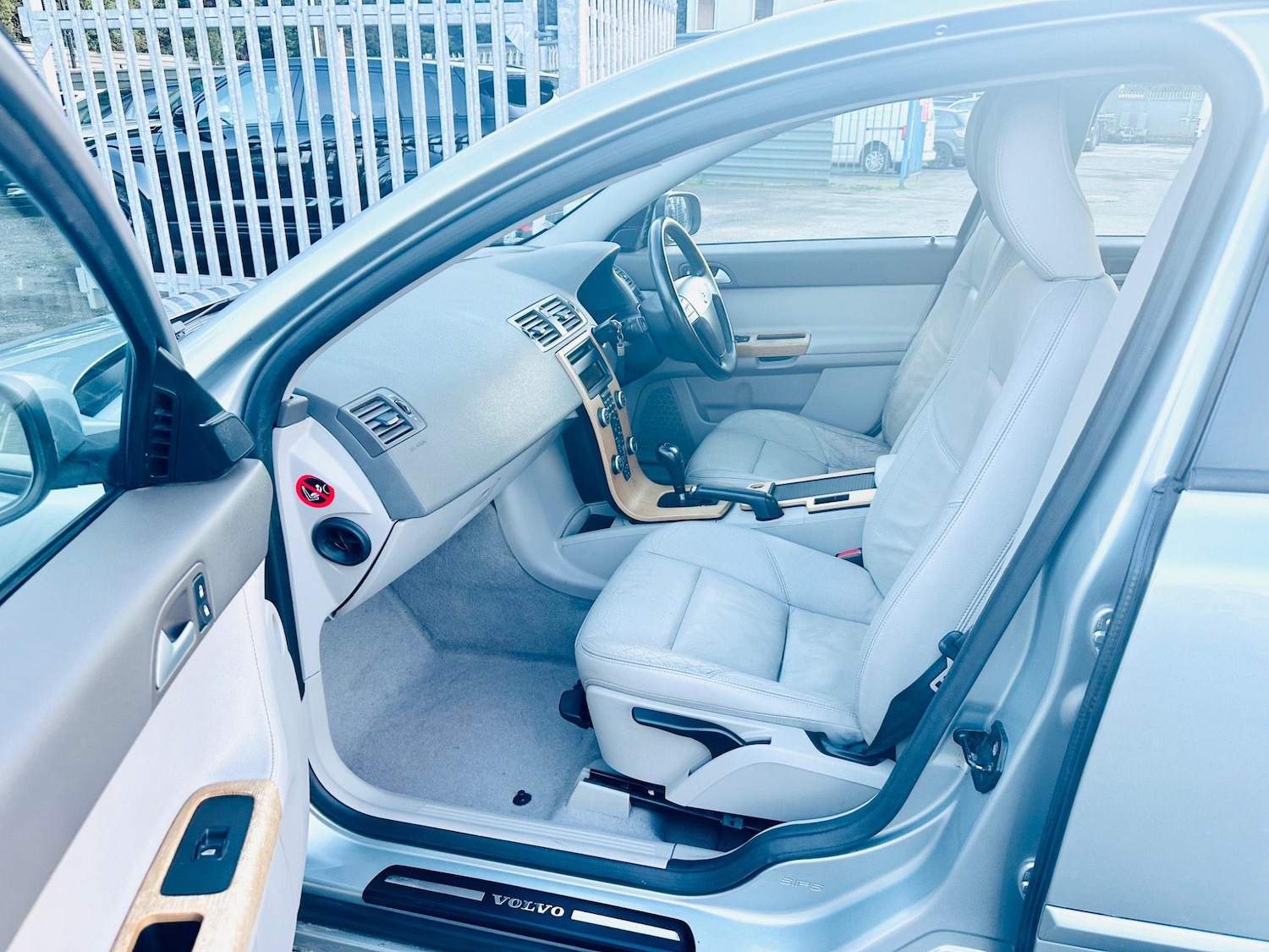 Used Volvo S40 2007 for sale - 76422833: Photo 28