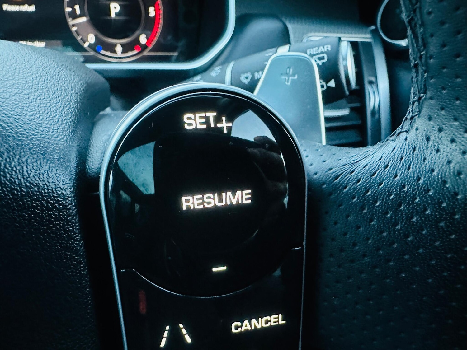 Used Land Rover Range Rover Sport 2018 for sale - 76318044: Photo 41