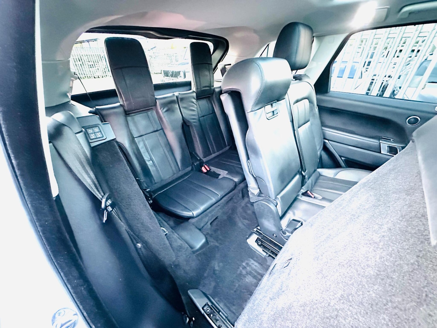 Used Land Rover Range Rover Sport 2018 for sale - 76318044: Photo 5