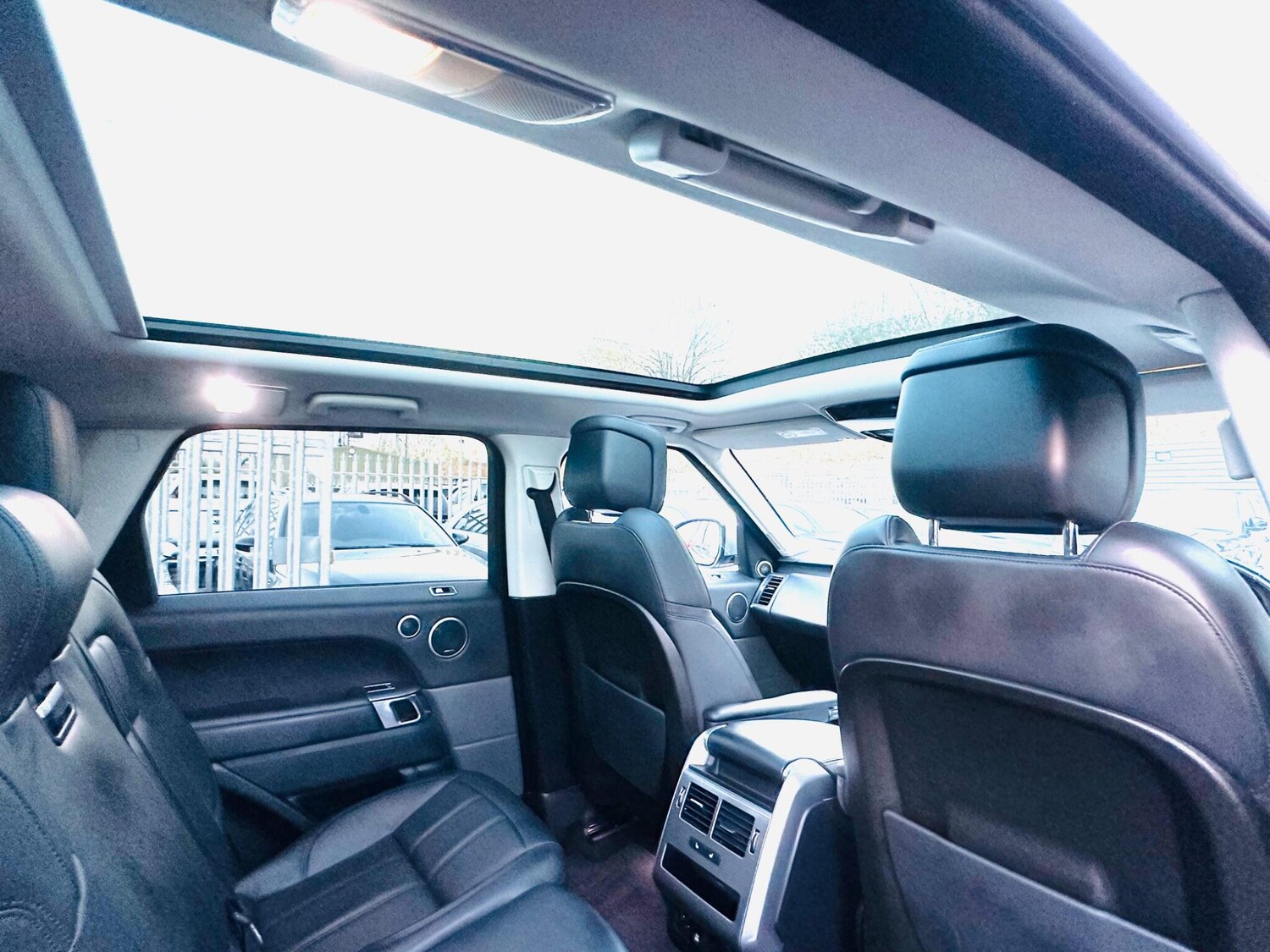 Used Land Rover Range Rover Sport 2018 for sale - 76318044: Photo 80