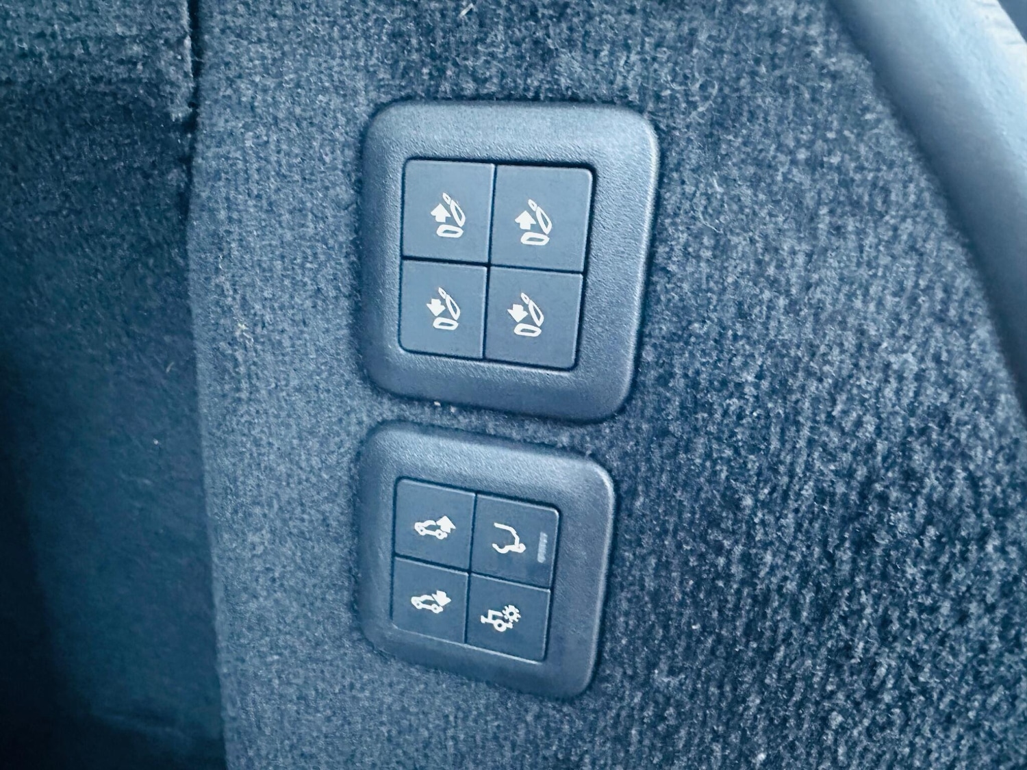 Used Land Rover Range Rover Sport 2018 for sale - 76318044: Photo 87