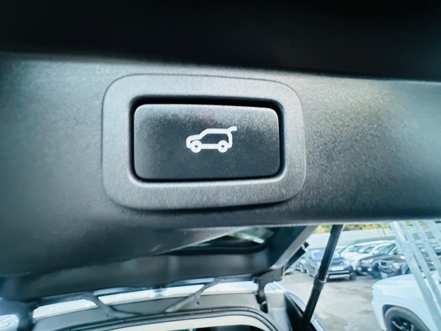 Used Land Rover Range Rover Sport 2018 for sale - 76318044: Photo 88