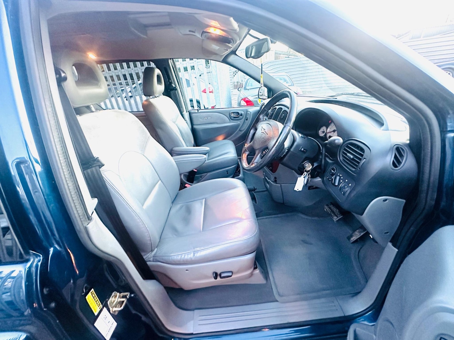 Used Chrysler Grand Voyager 2005 for sale - 77163506: Photo 14