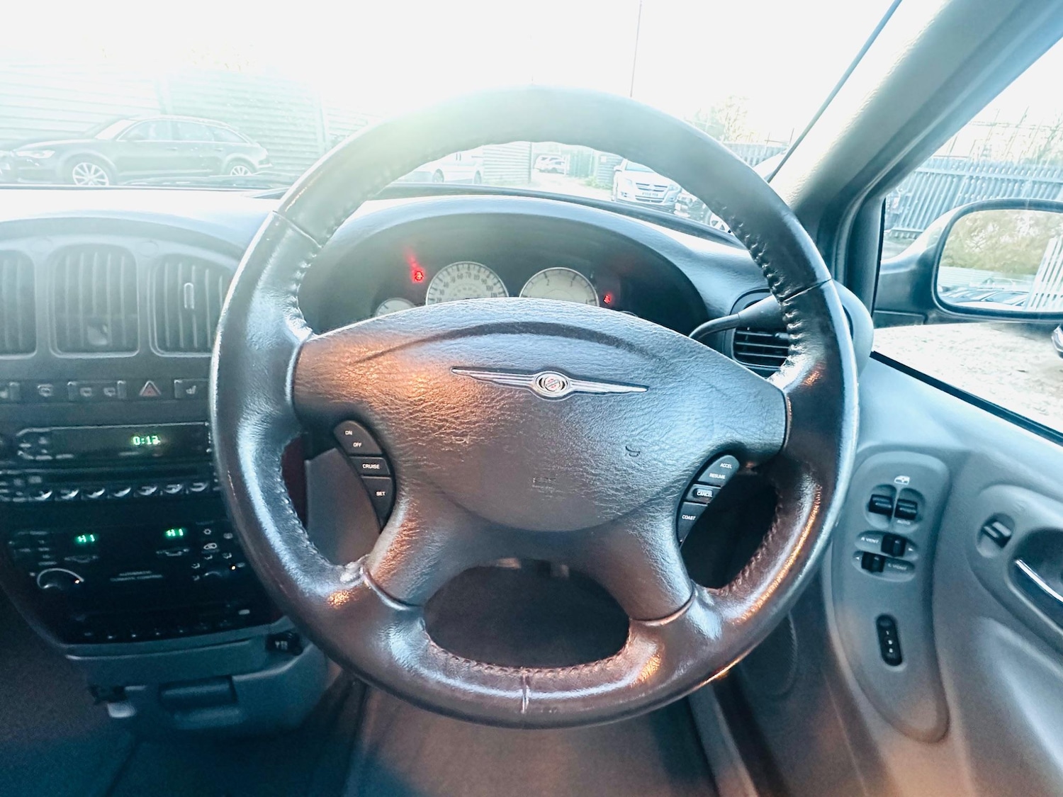 Used Chrysler Grand Voyager 2005 for sale - 77163506: Photo 23