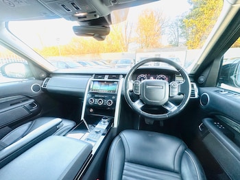 Used Land Rover Discovery 2018 for sale - 79124535: Photo