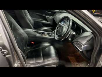 Used Jaguar XE 2018 for sale - 74441923: Photo
