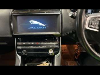 Used Jaguar XE 2018 for sale - 74441923: Photo