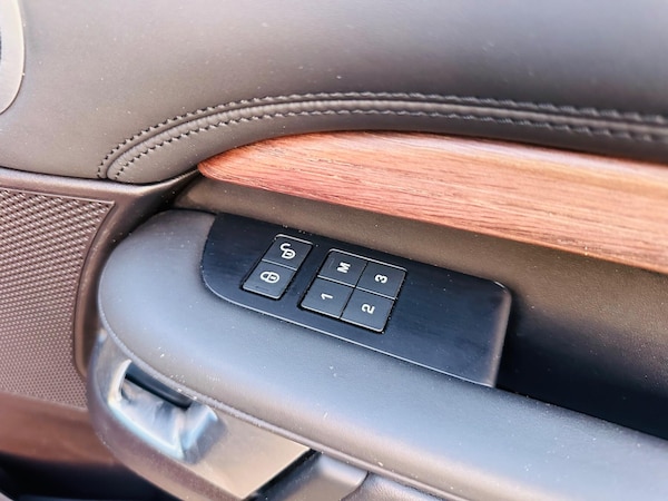 Used Land Rover Discovery 2019 for sale - 75838467: Photo 25