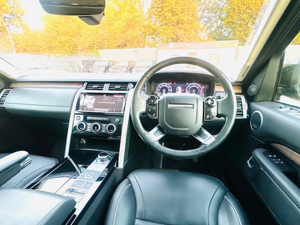 Used Land Rover Discovery 2019 for sale - 75838467: Photo 32