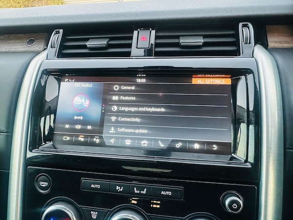 Used Land Rover Discovery 2019 for sale - 75838467: Photo 65