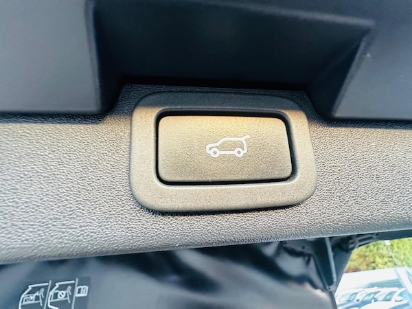 Used Land Rover Discovery 2019 for sale - 75838467: Photo 95