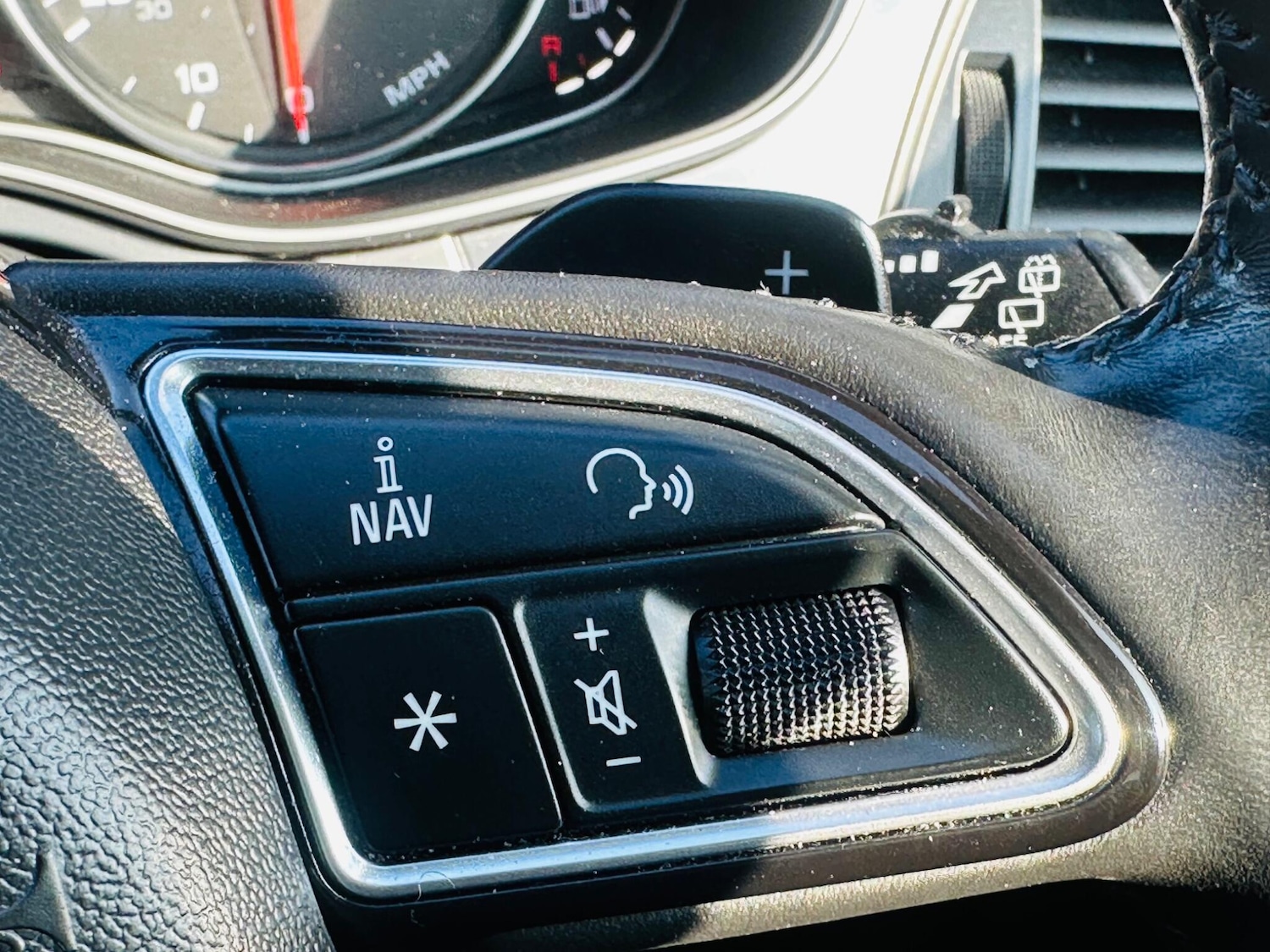 Used Audi A6 Allroad 2014 for sale - 75867252: Photo 31