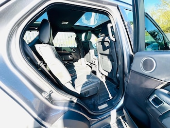 Used Land Rover Discovery 2016 for sale - 76996357: Photo