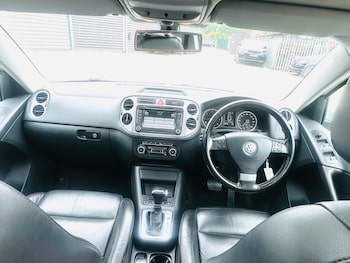 Used Volkswagen Tiguan 2010 for sale - 75608996: Photo