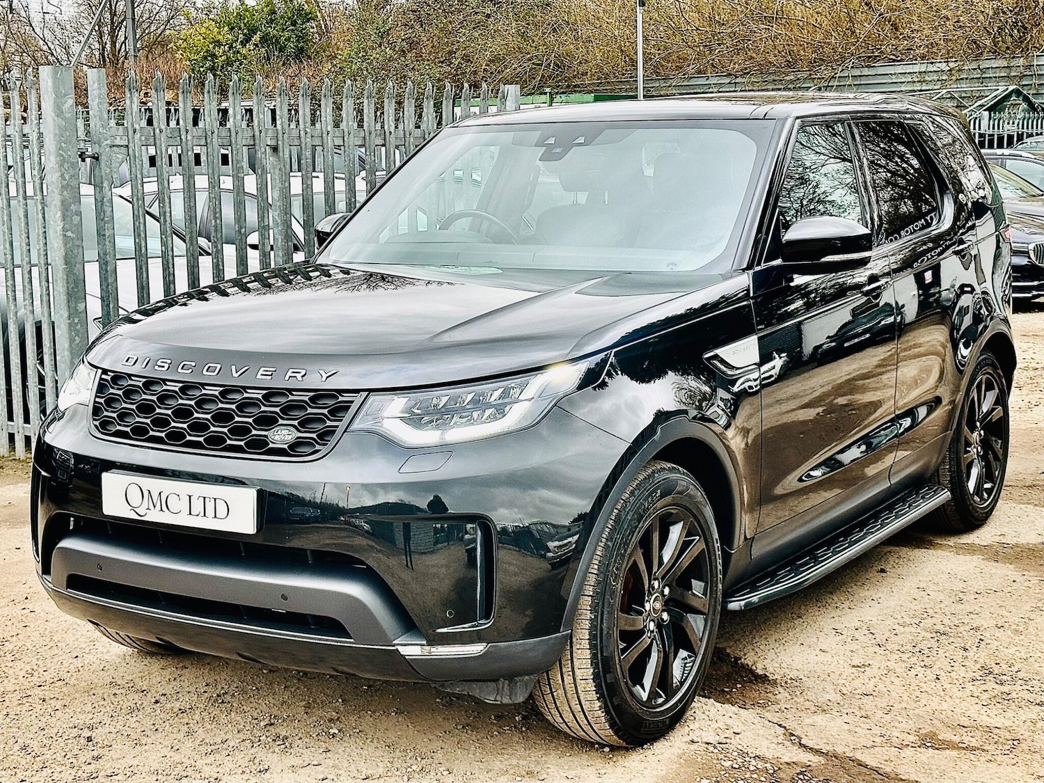 Used Land Rover Discovery 2017 for sale - 76995440: Photo 11