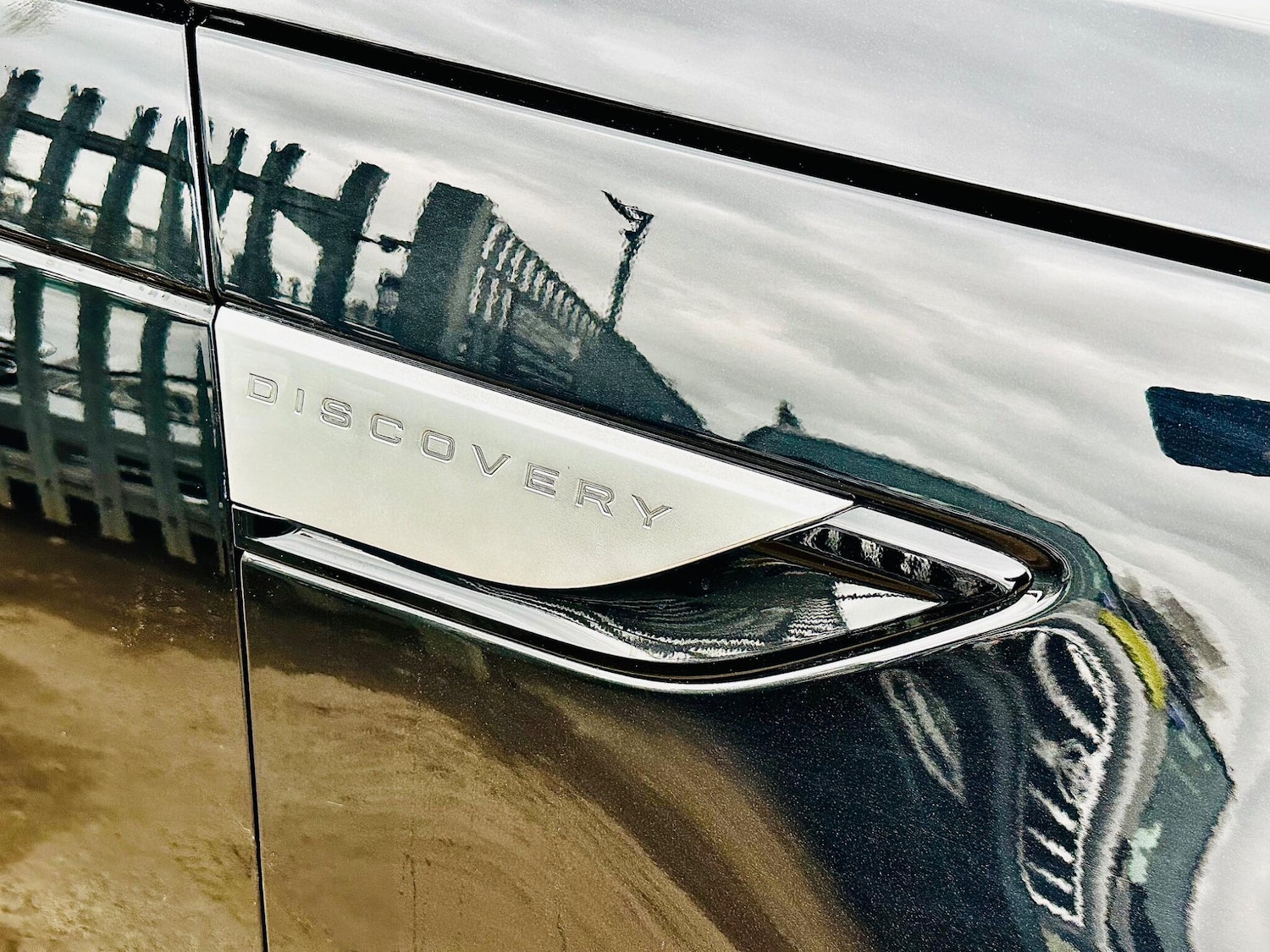 Used Land Rover Discovery 2017 for sale - 76995440: Photo 14