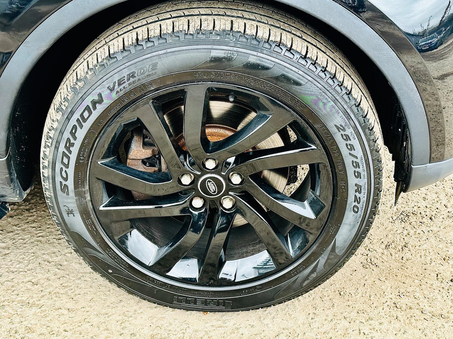 Used Land Rover Discovery 2017 for sale - 76995440: Photo 15