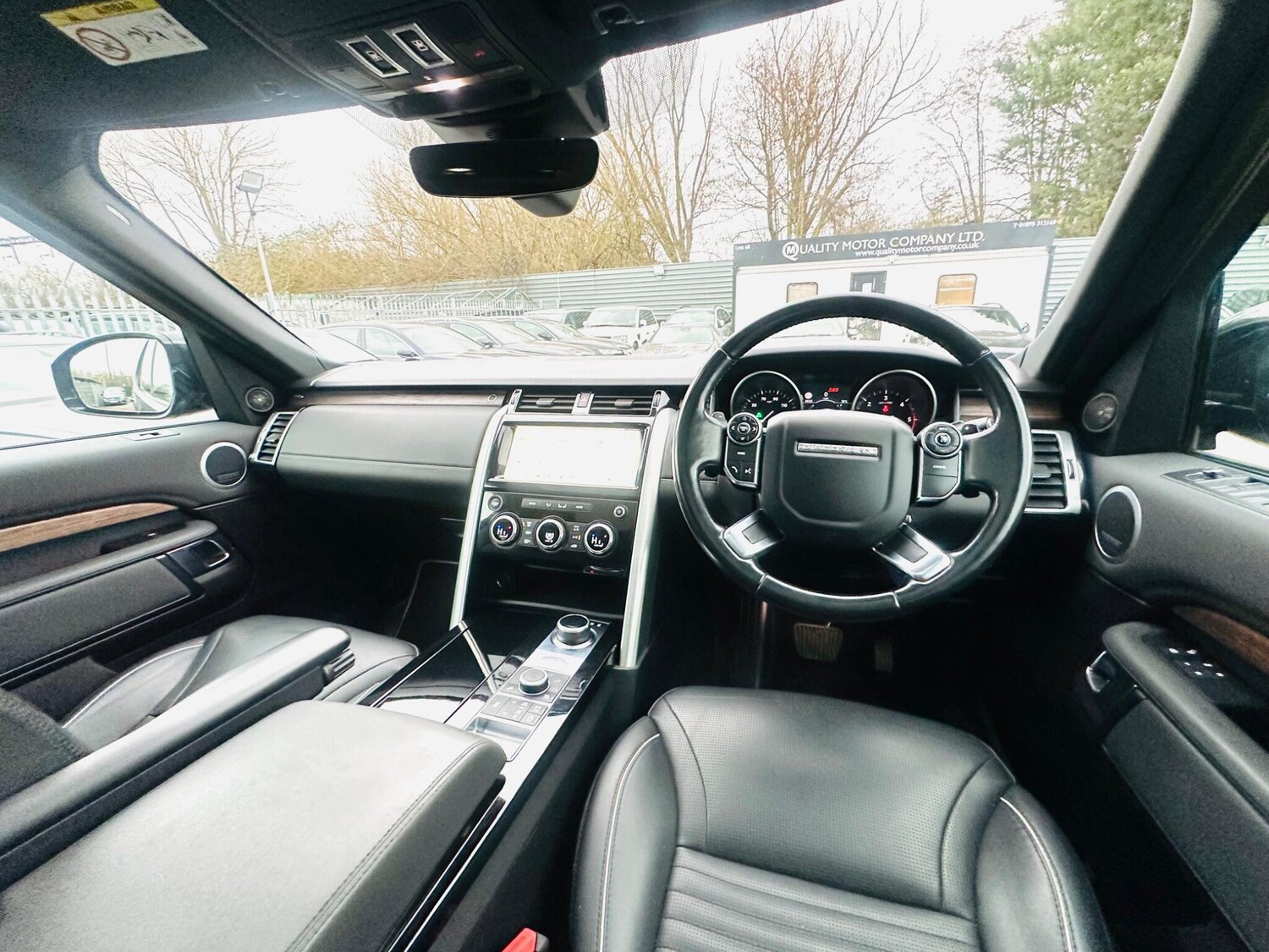 Used Land Rover Discovery 2017 for sale - 76995440: Photo 26