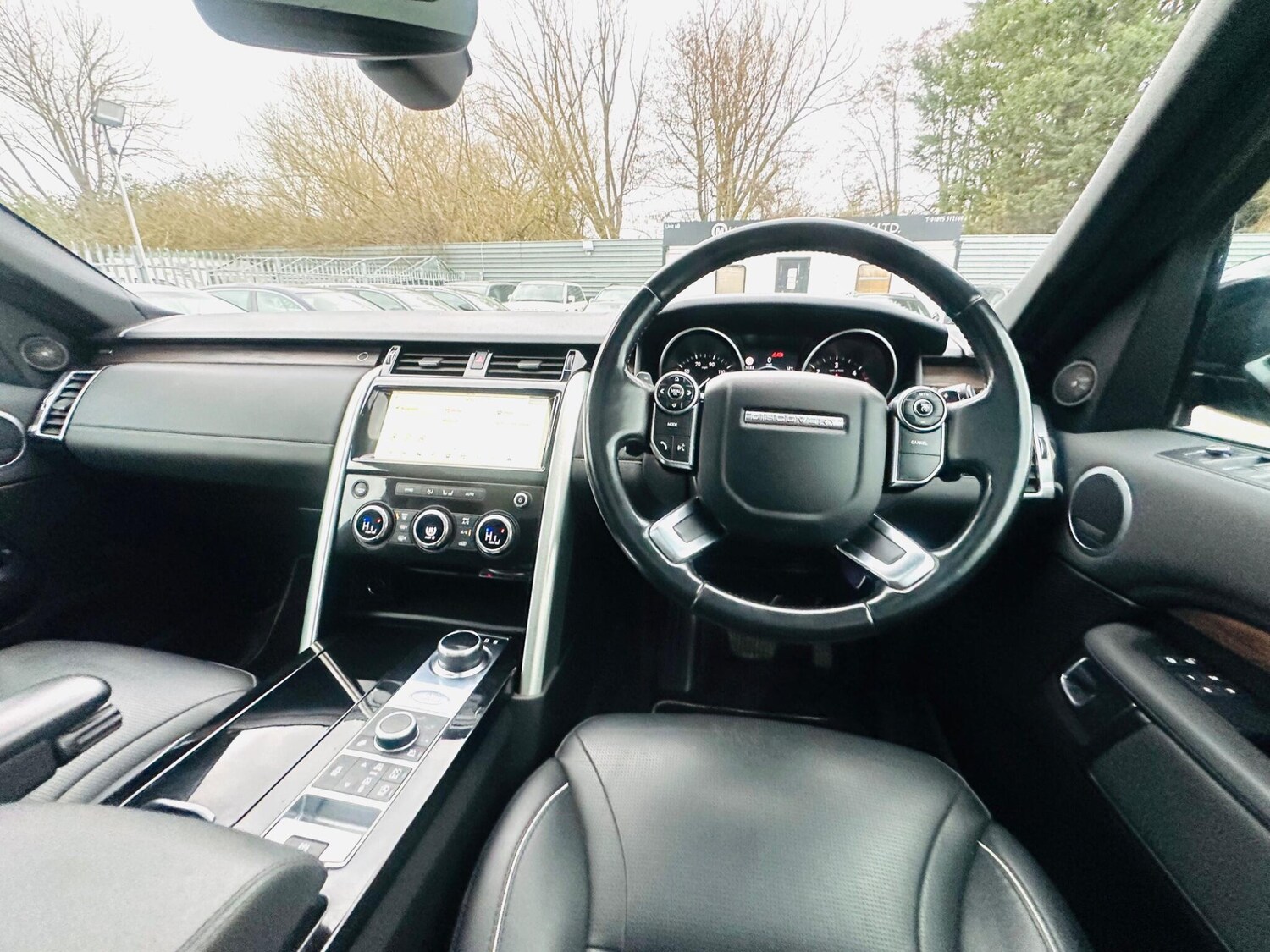 Used Land Rover Discovery 2017 for sale - 76995440: Photo 28