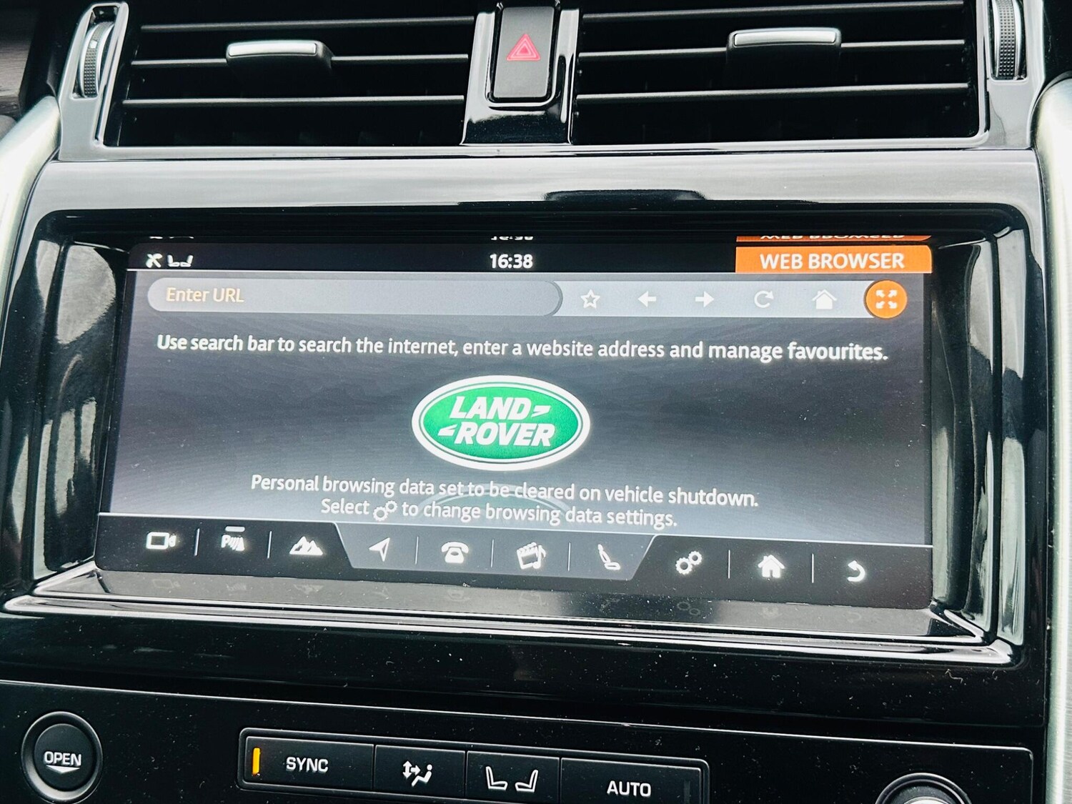 Used Land Rover Discovery 2017 for sale - 76995440: Photo 43