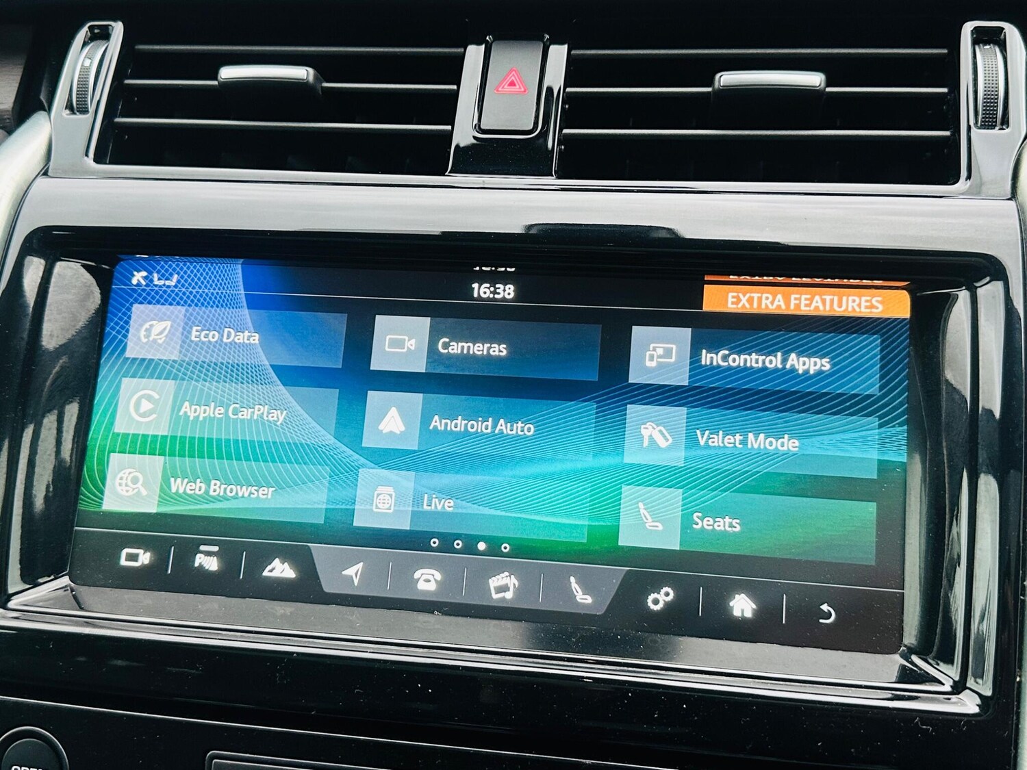 Used Land Rover Discovery 2017 for sale - 76995440: Photo 46