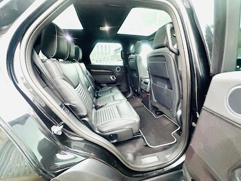 Used Land Rover Discovery 2017 for sale - 76995440: Photo