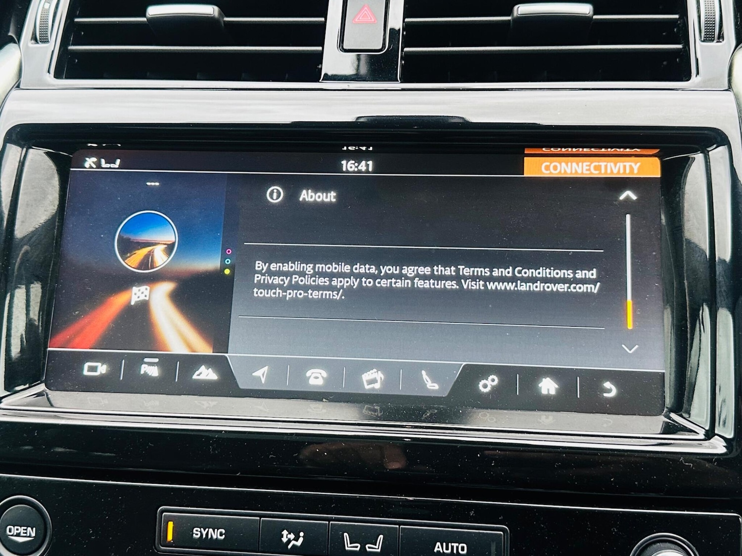 Used Land Rover Discovery 2017 for sale - 76995440: Photo 53