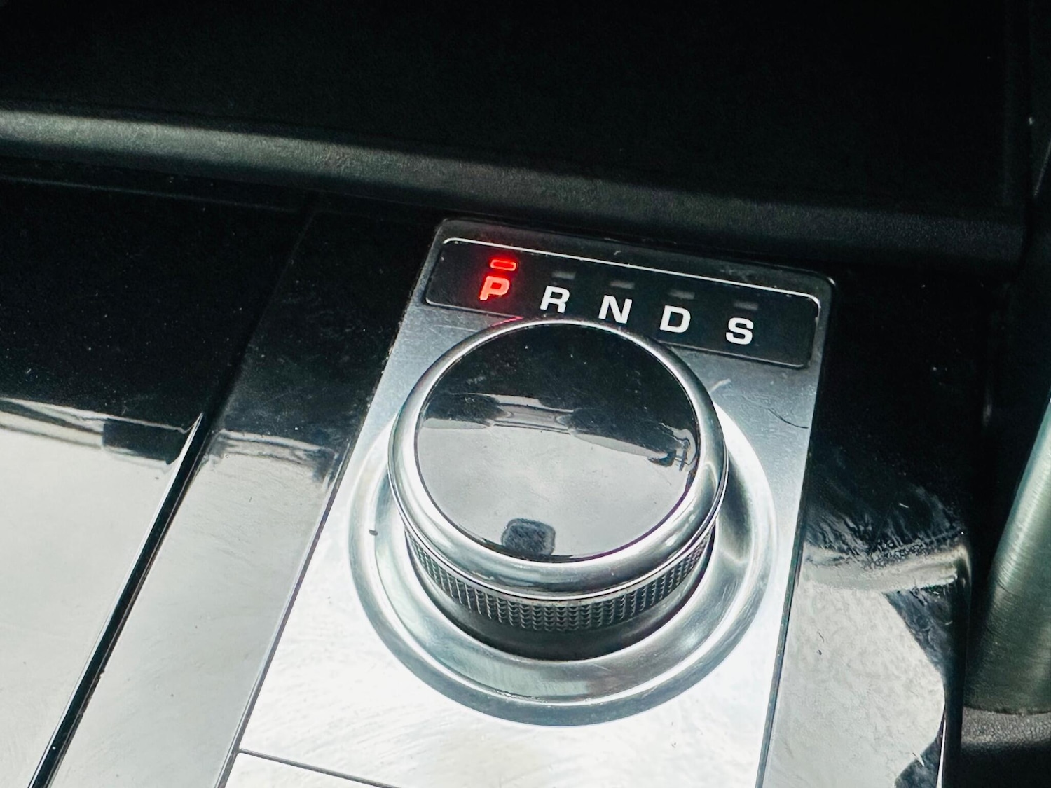 Used Land Rover Discovery 2017 for sale - 76995440: Photo 60