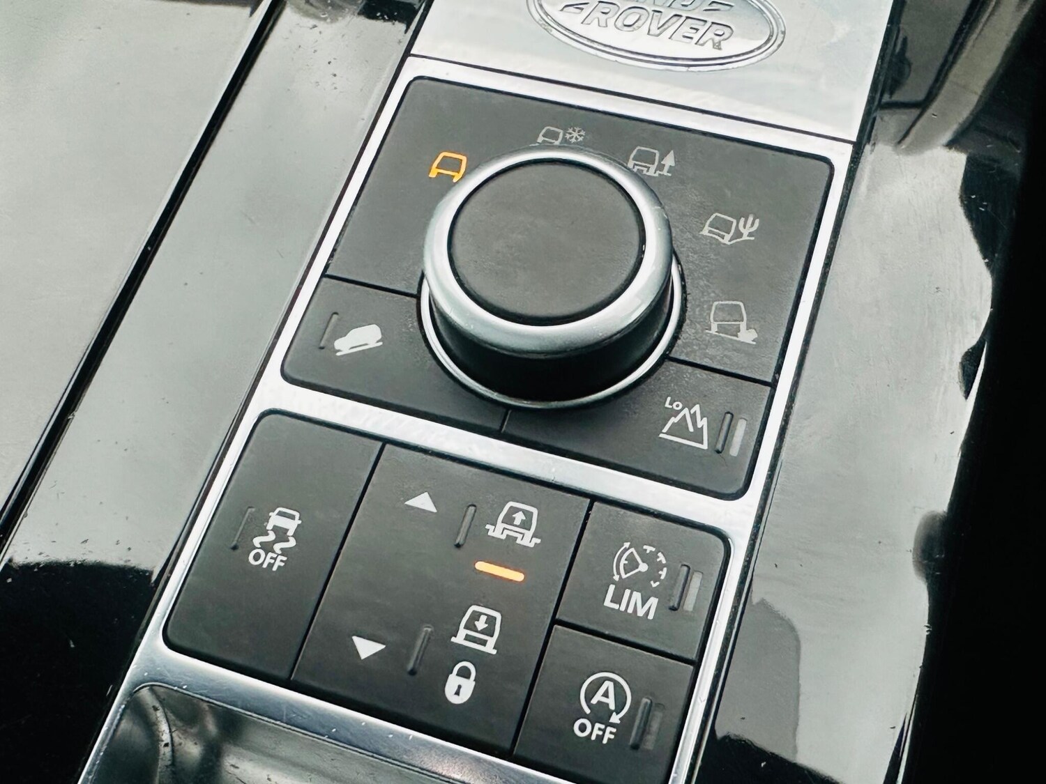 Used Land Rover Discovery 2017 for sale - 76995440: Photo 61